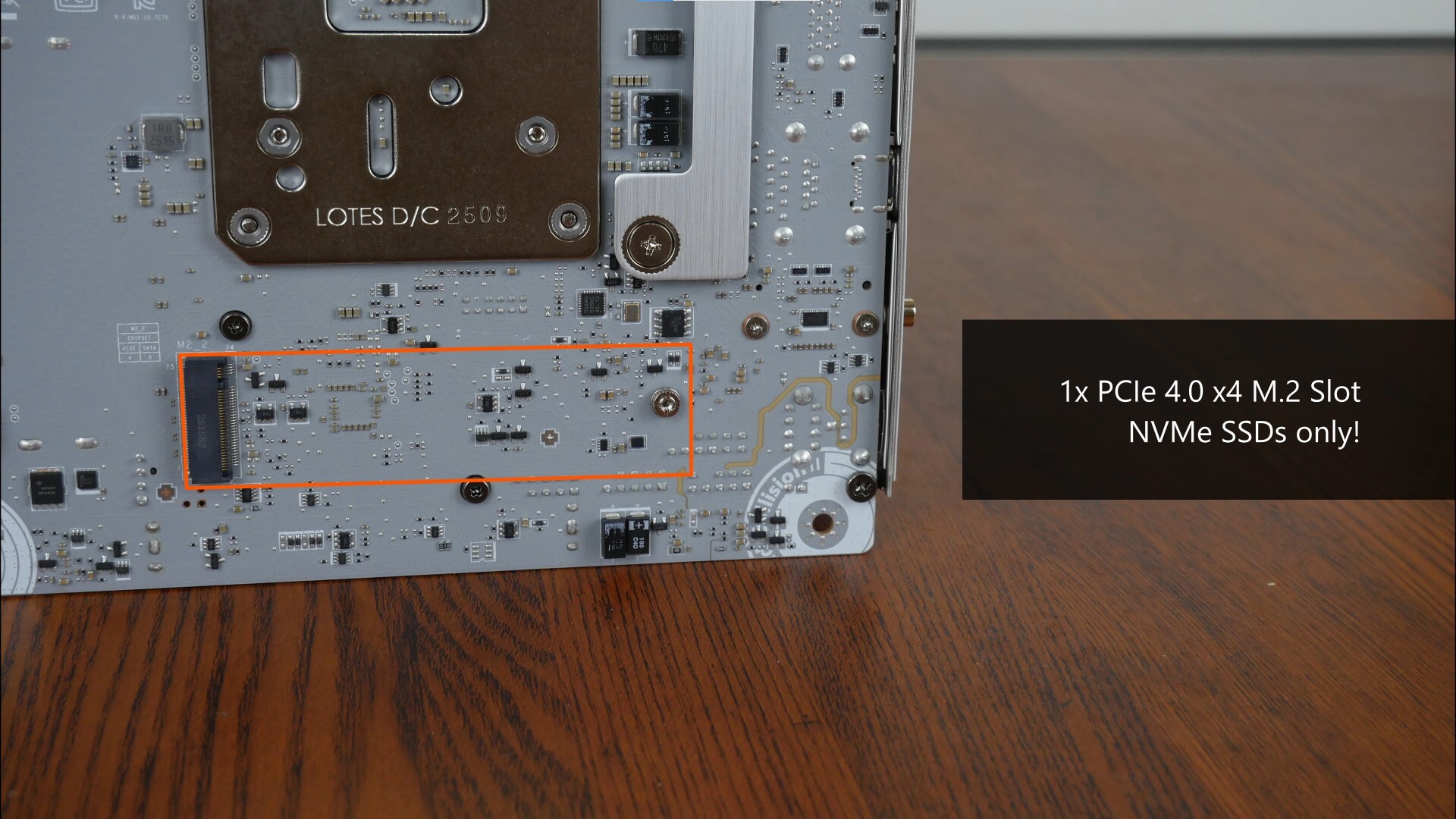 MSI MPG B850I EDGE TI WIFI PCIe 4.0 x4 M.2 Slot