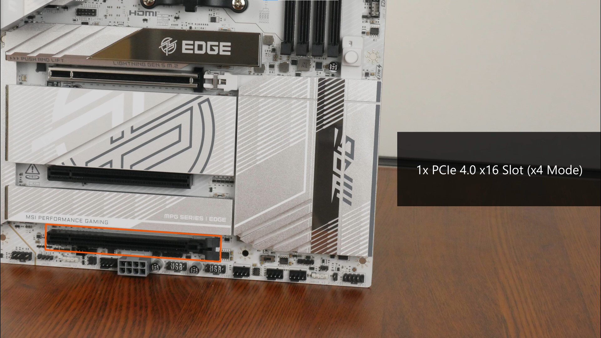 MSI MPG X870E EDGE TI WIFI PCIe 4.0 x16 Slot