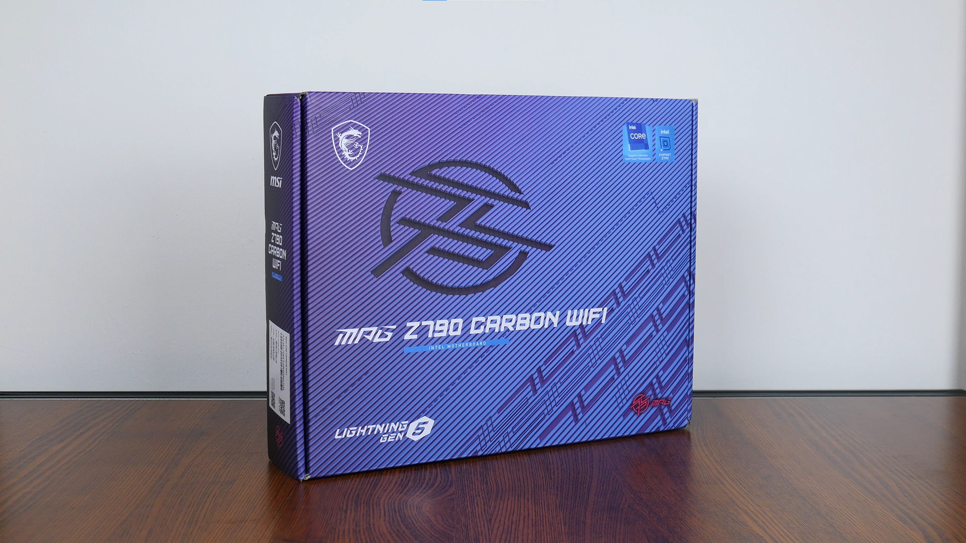 MSI MPG Z790 CARBON WIFI Packaging (Front)