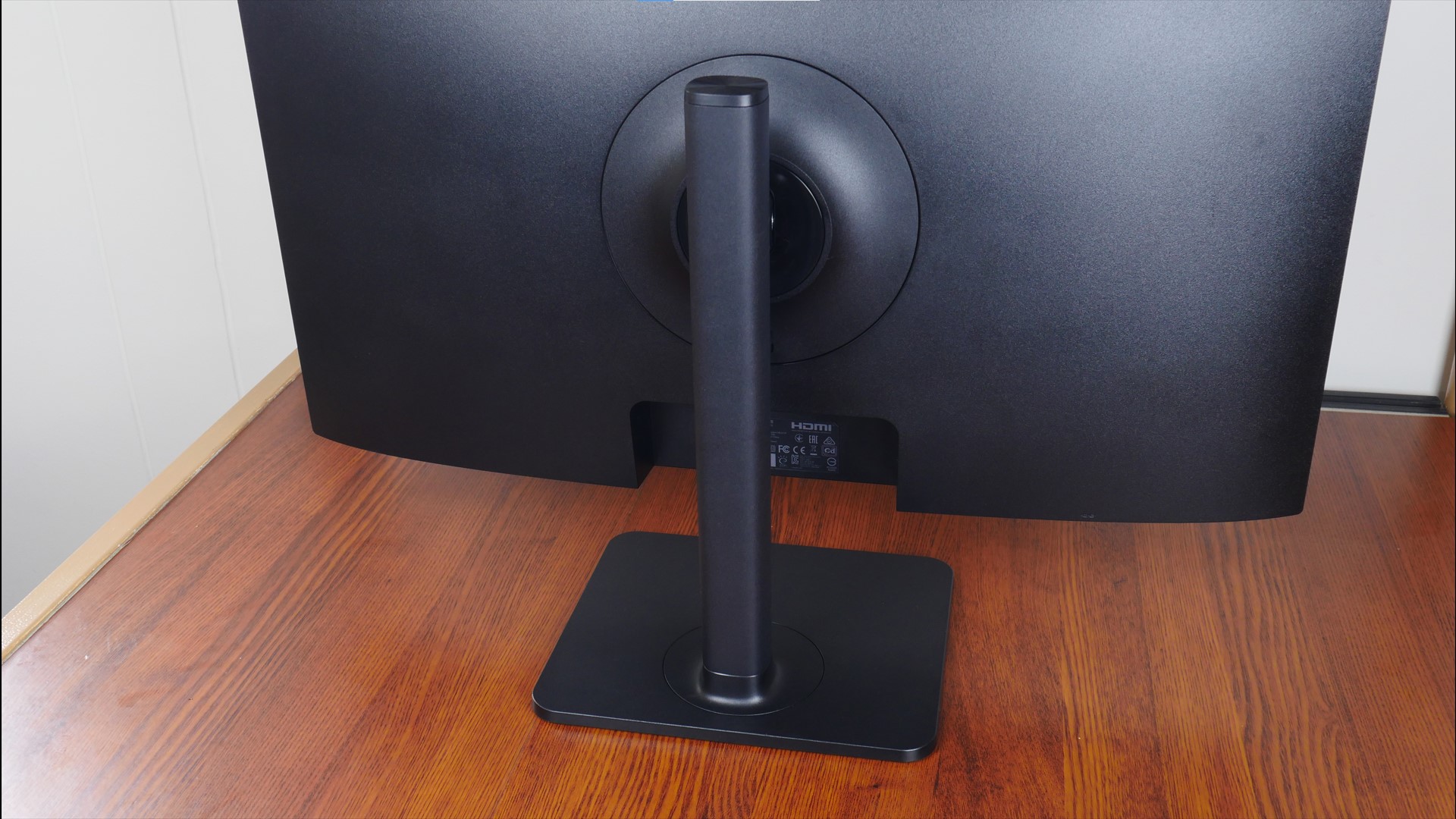 MSI Modern MD272P Monitor Stand