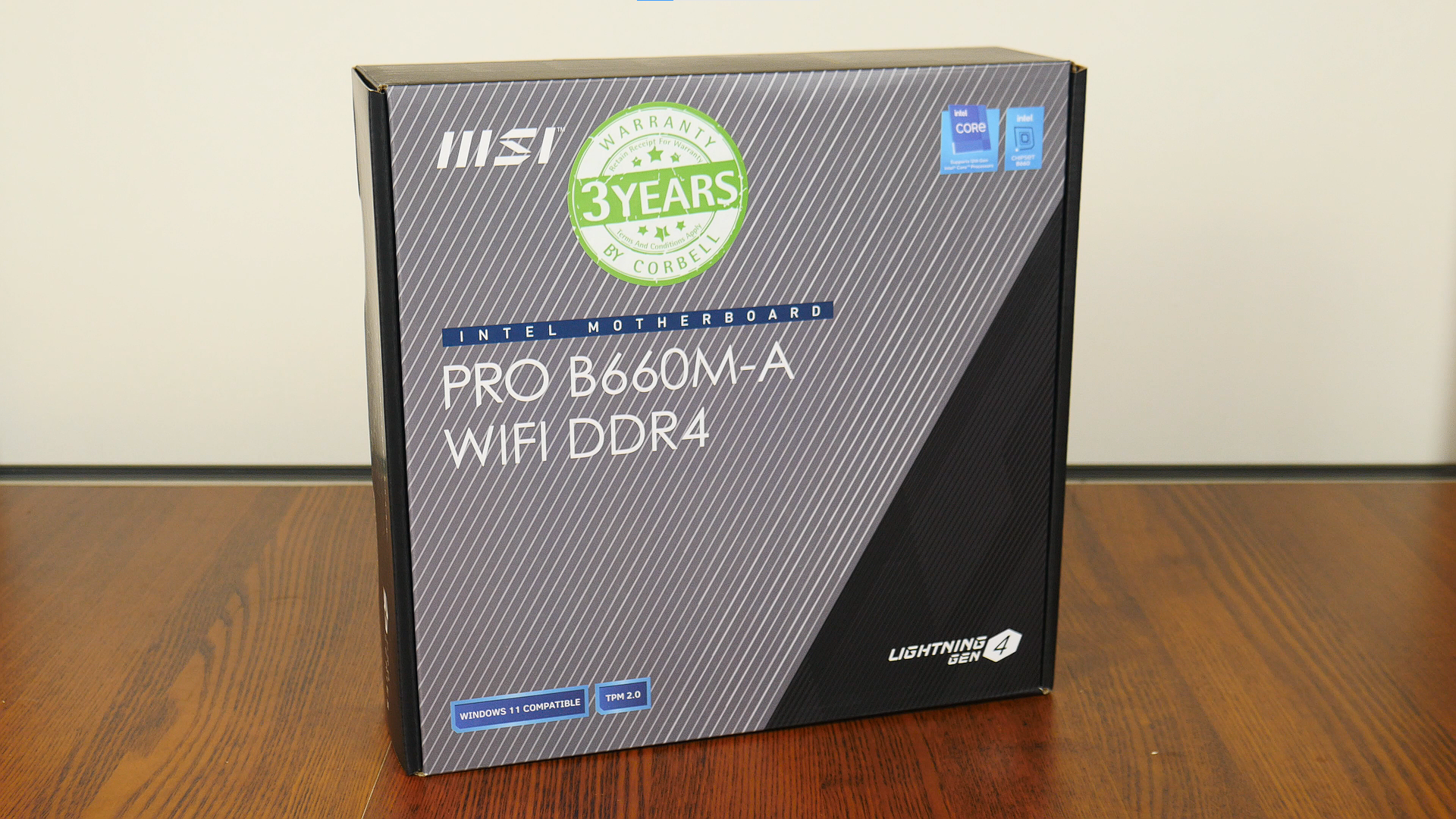 MSI PRO B660M-A WIFI DDR4 Packaging (Front)