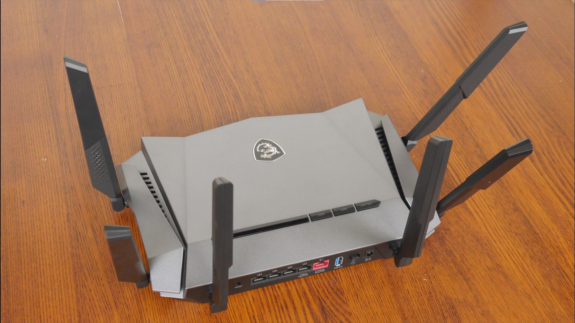 MSI RadiX AX6600 Aesthetics (2)