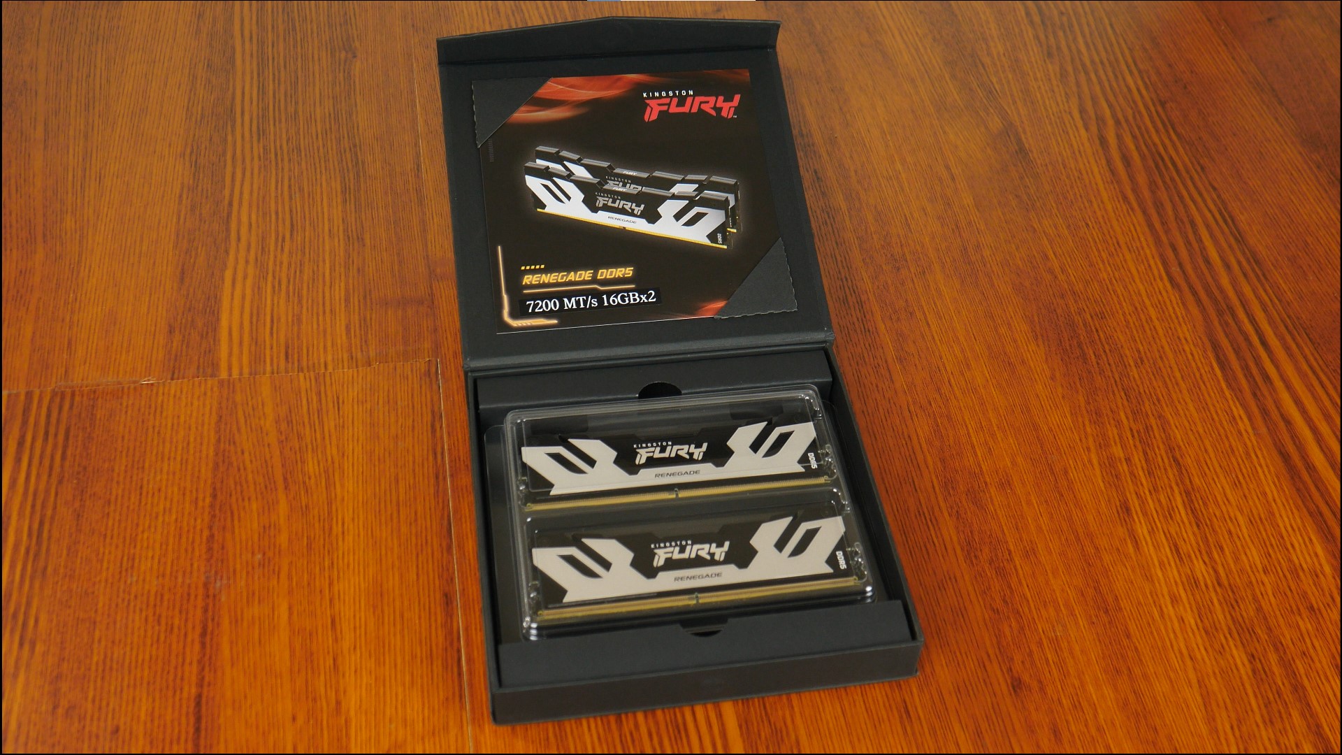 Kingston Fury Renegade DDR5 7200 32GB Kit (1)
