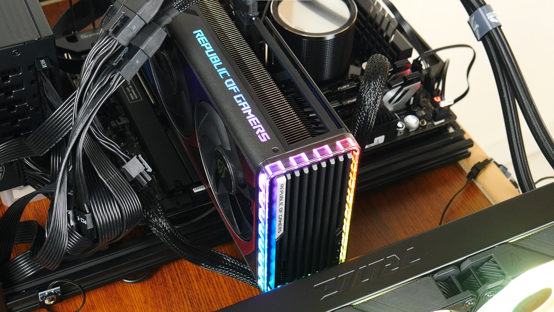 ASUS ROG Strix GeForce RTX 4090 OC Edition 24GB GDDR6X (3)