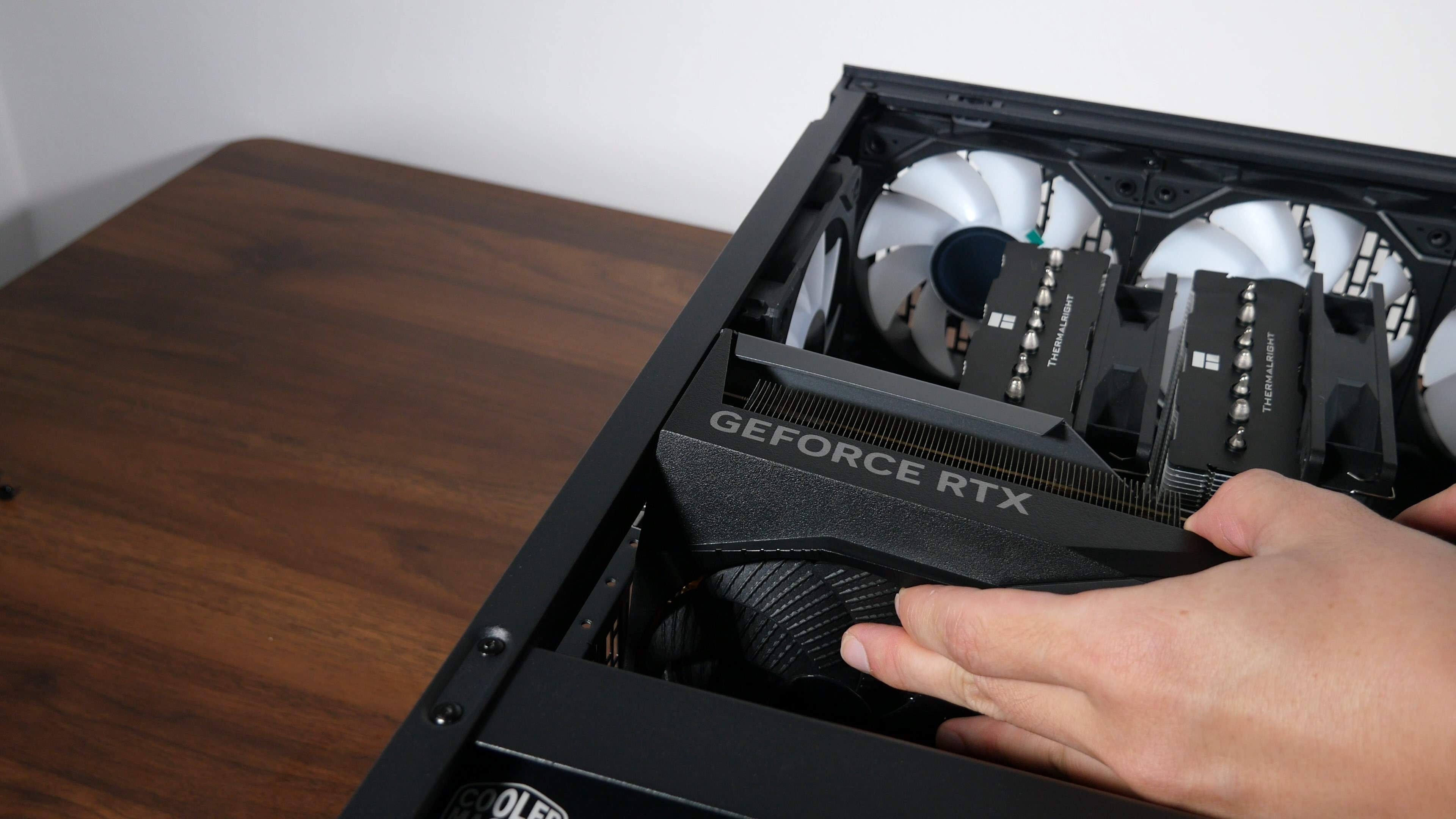 Phanteks Eclipse G370A GPU Width Clearance (2)
