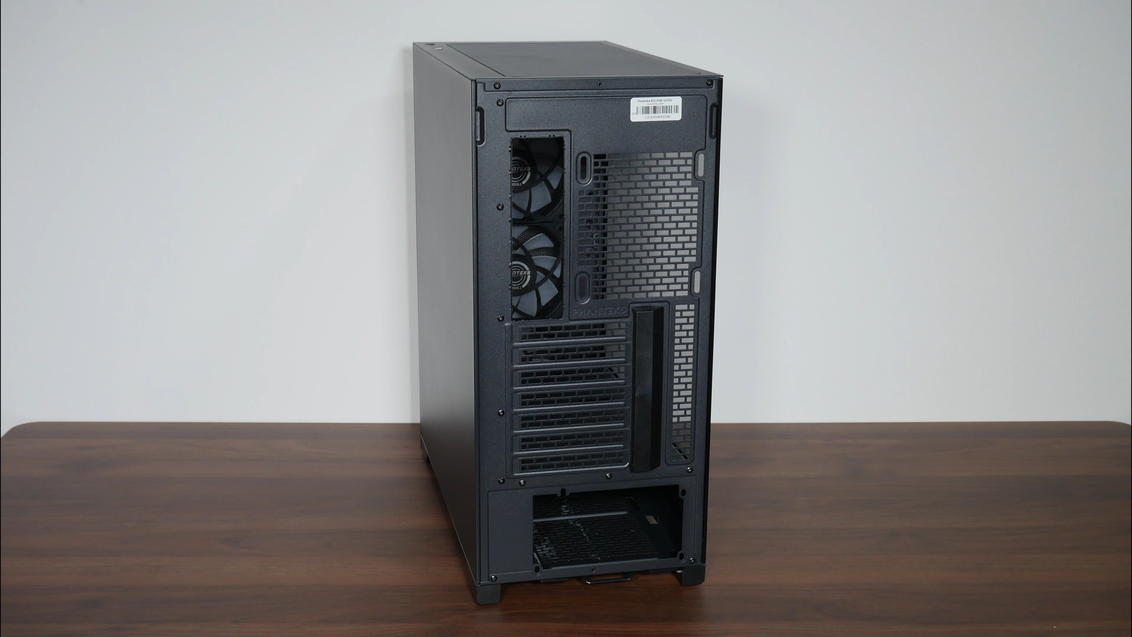 Phanteks Eclipse G370A Rear