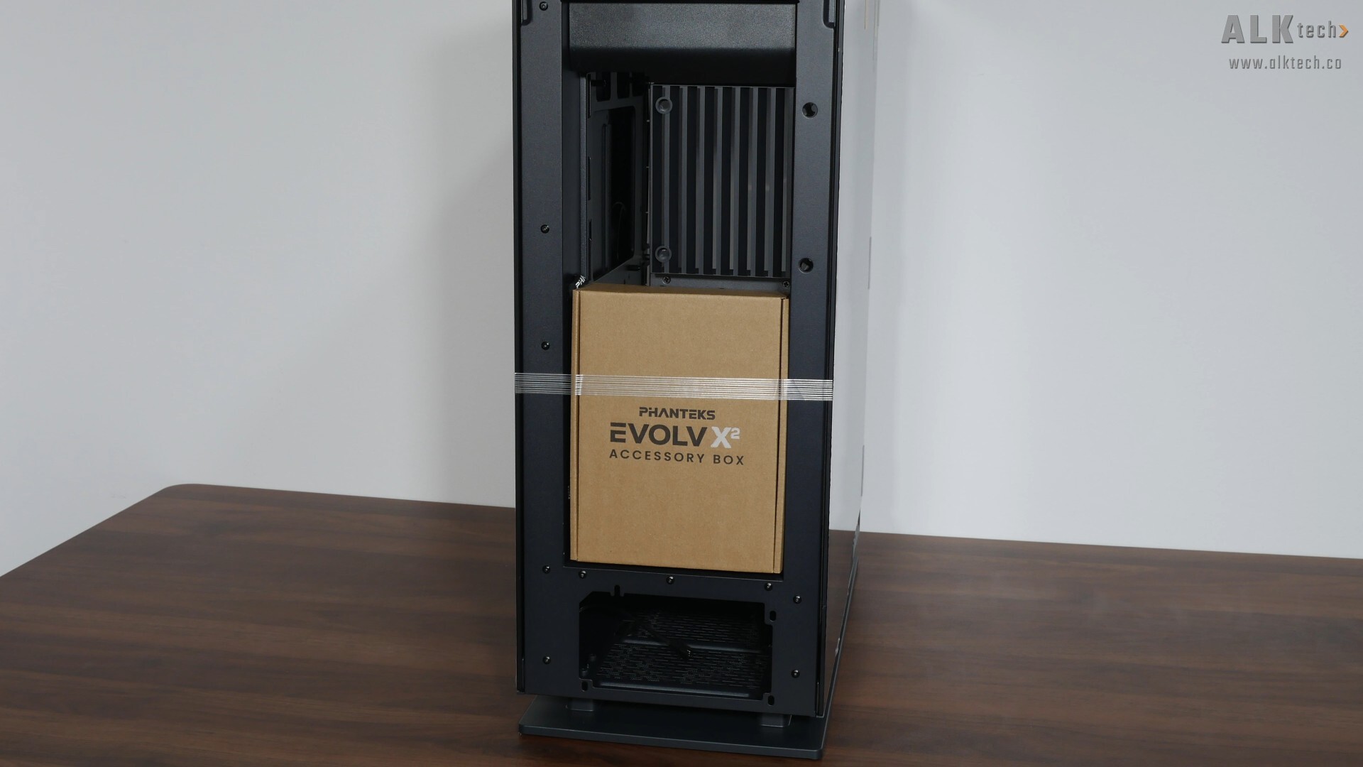 Phanteks Evolv X2 Matrix Accessories (1)