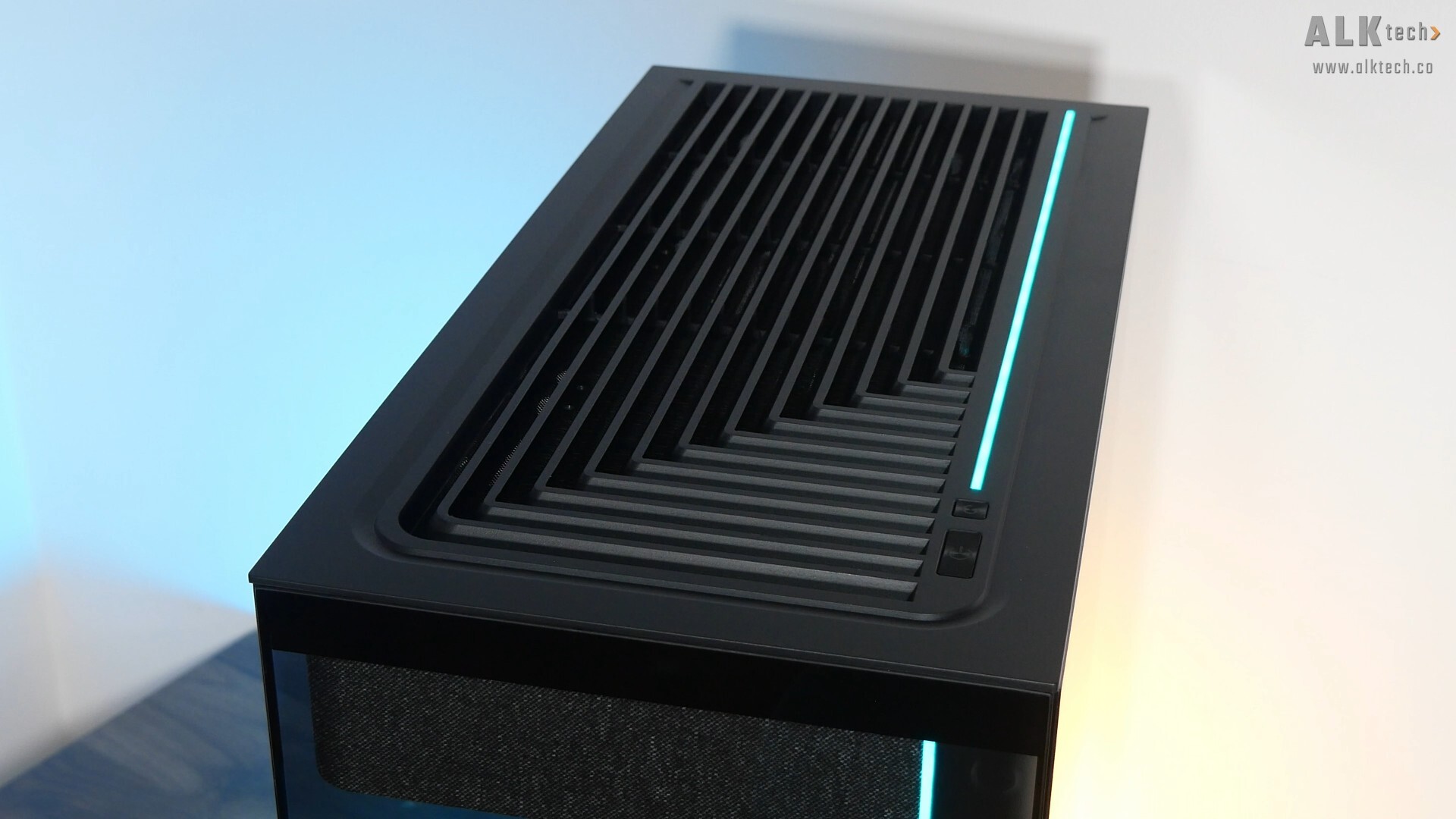 Phanteks Evolv X2 Matrix Completed Build Aesthetics (2)