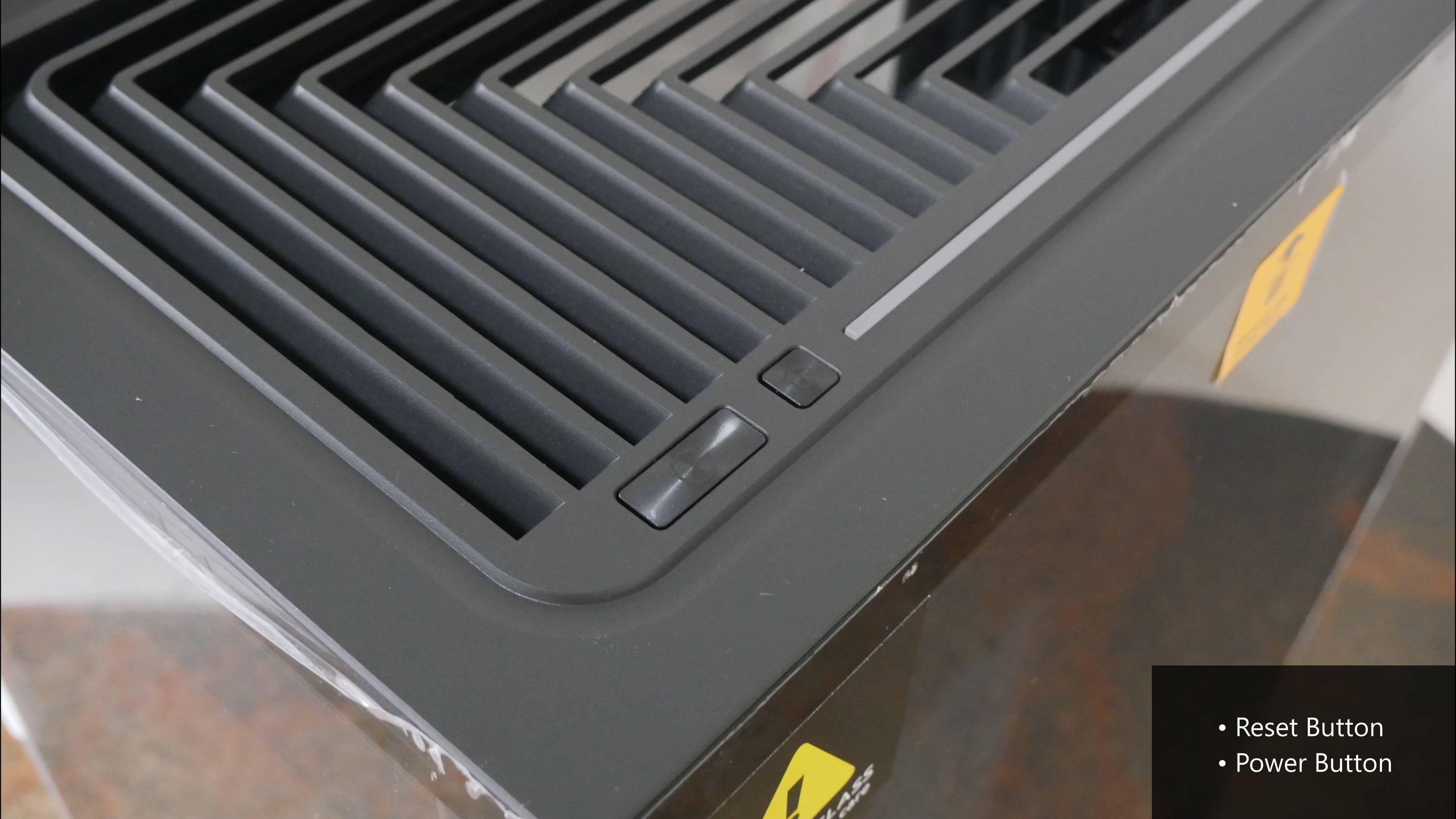 Phanteks Evolv X2 Aesthetics (Power Button))