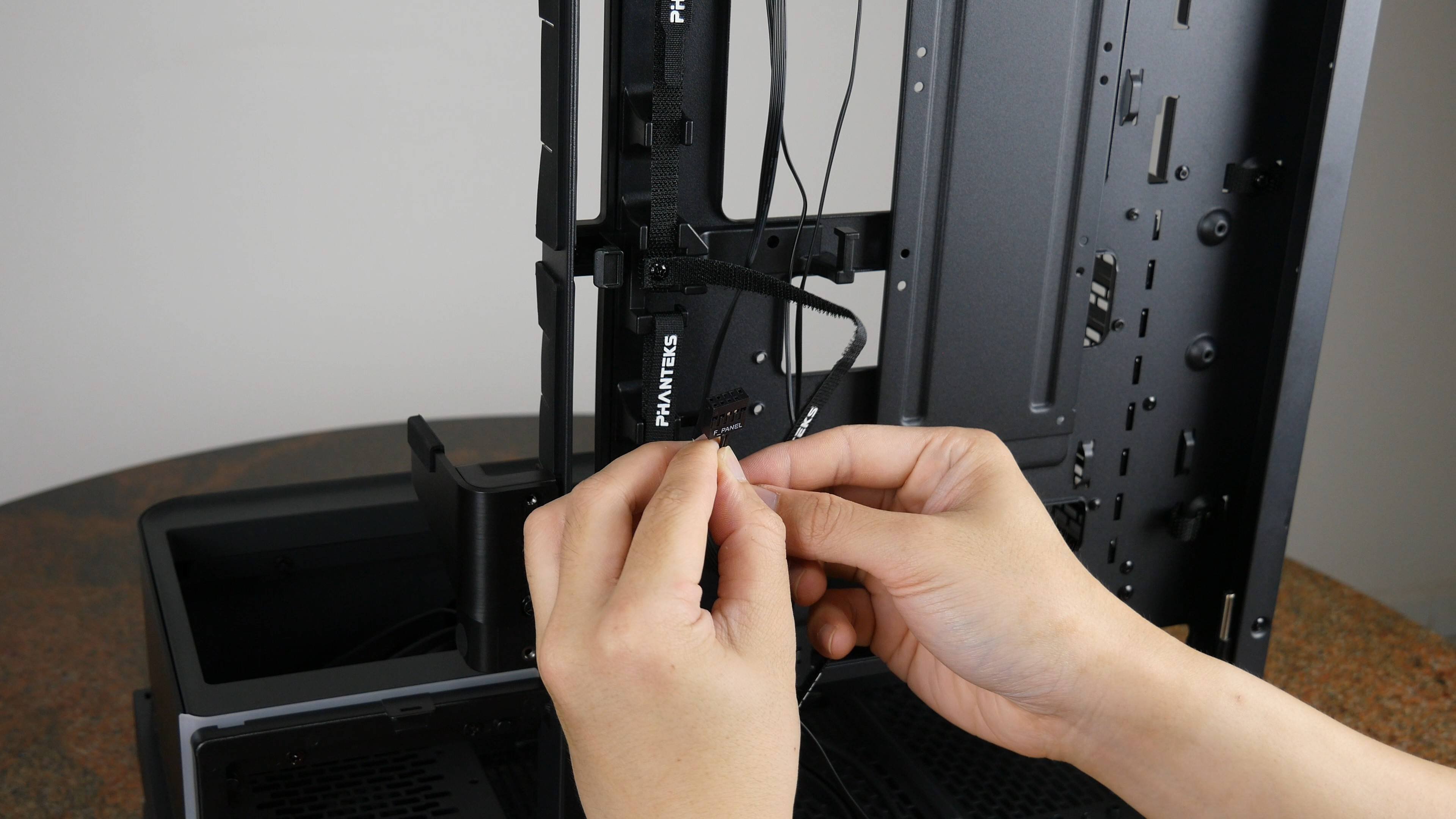 Phanteks Evolv X2 Front Panel Connectors
