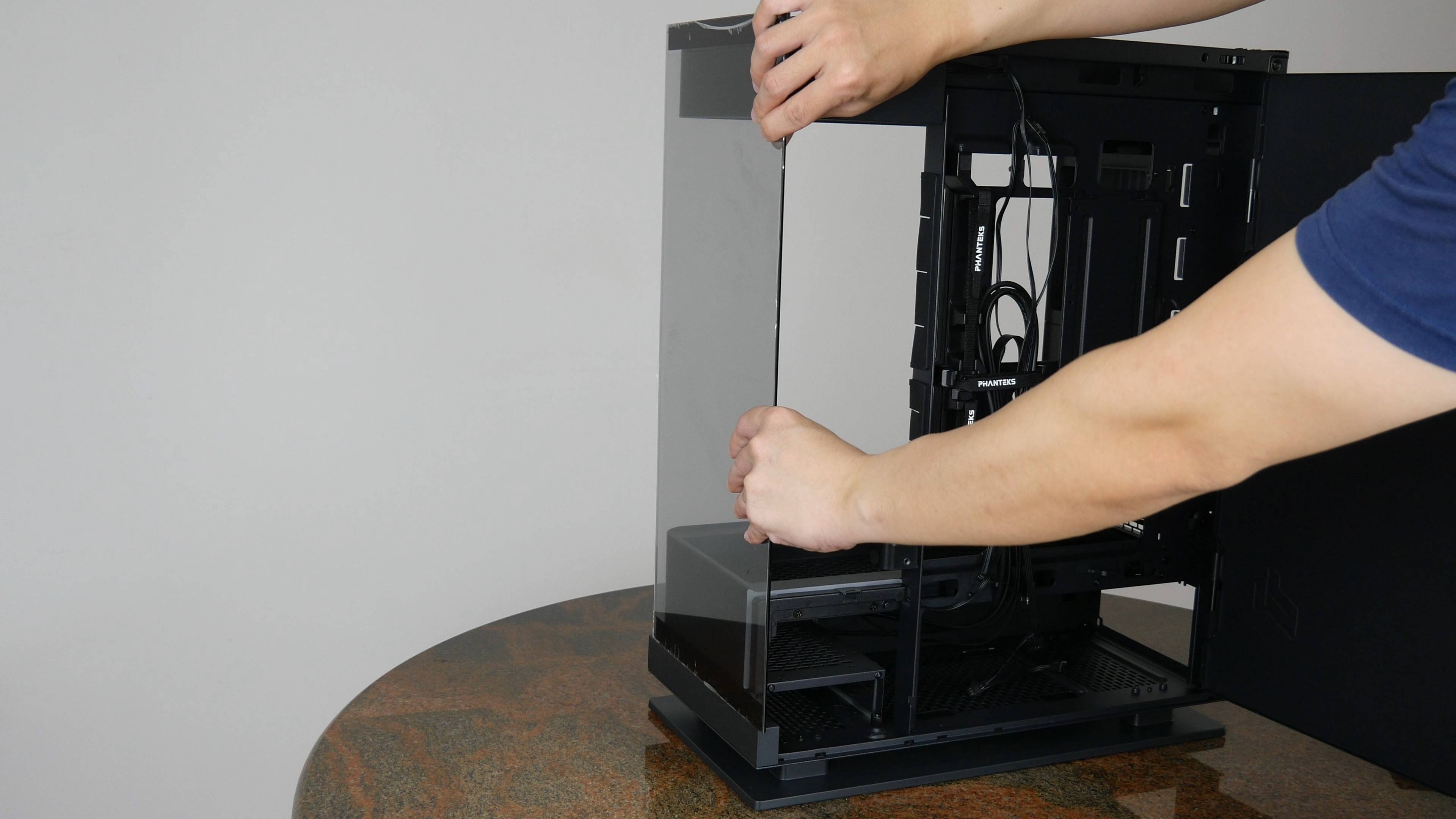 Phanteks Evolv X2 Front Panel Removal