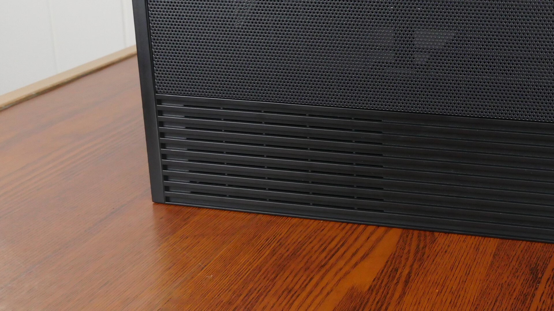 Phanteks XT M3 Aesthetics (Top Panel PSU Vents)