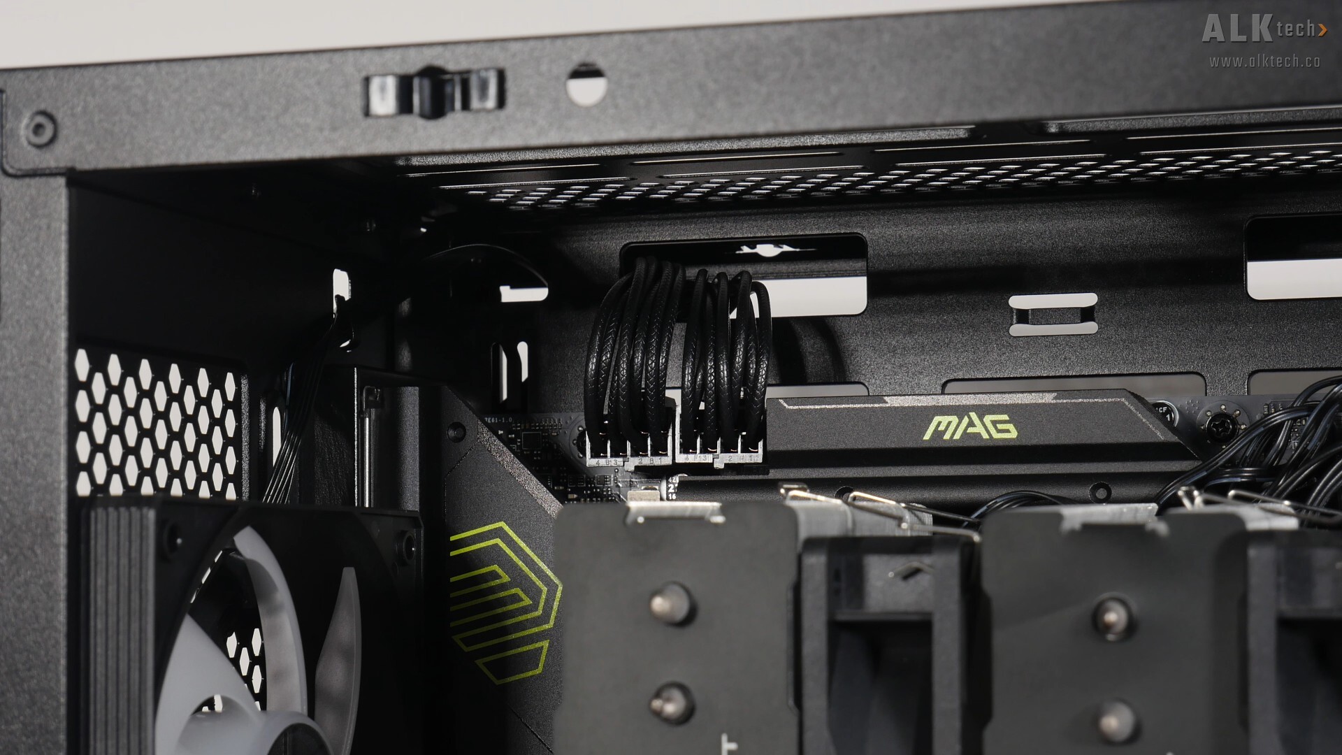 Seasonic Focus GX ATX 3.1 850W Installation Experience (4)