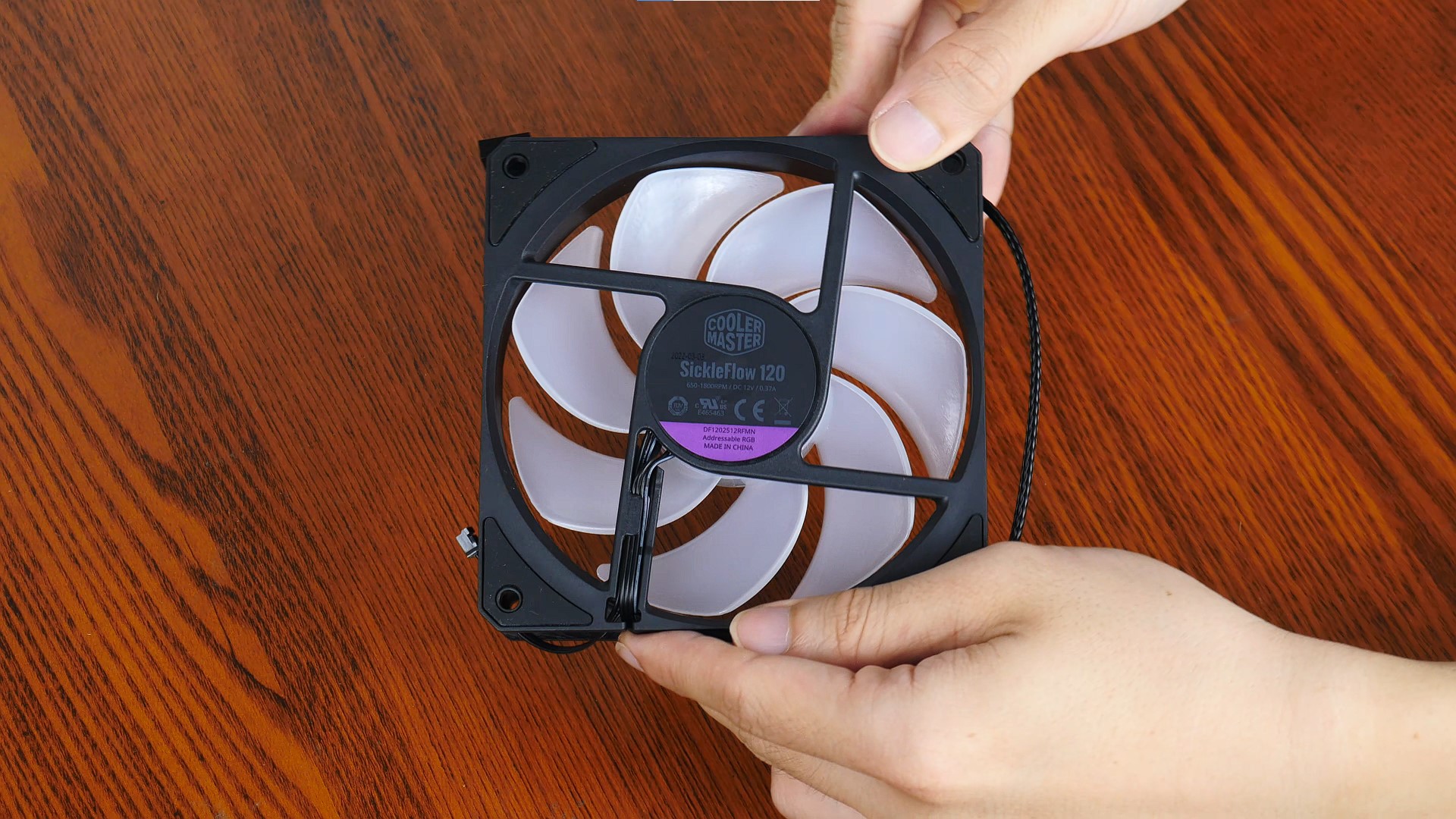Cooler Master MasterLiquid ML240L V2 ARGB SickleFlow 120 Fans