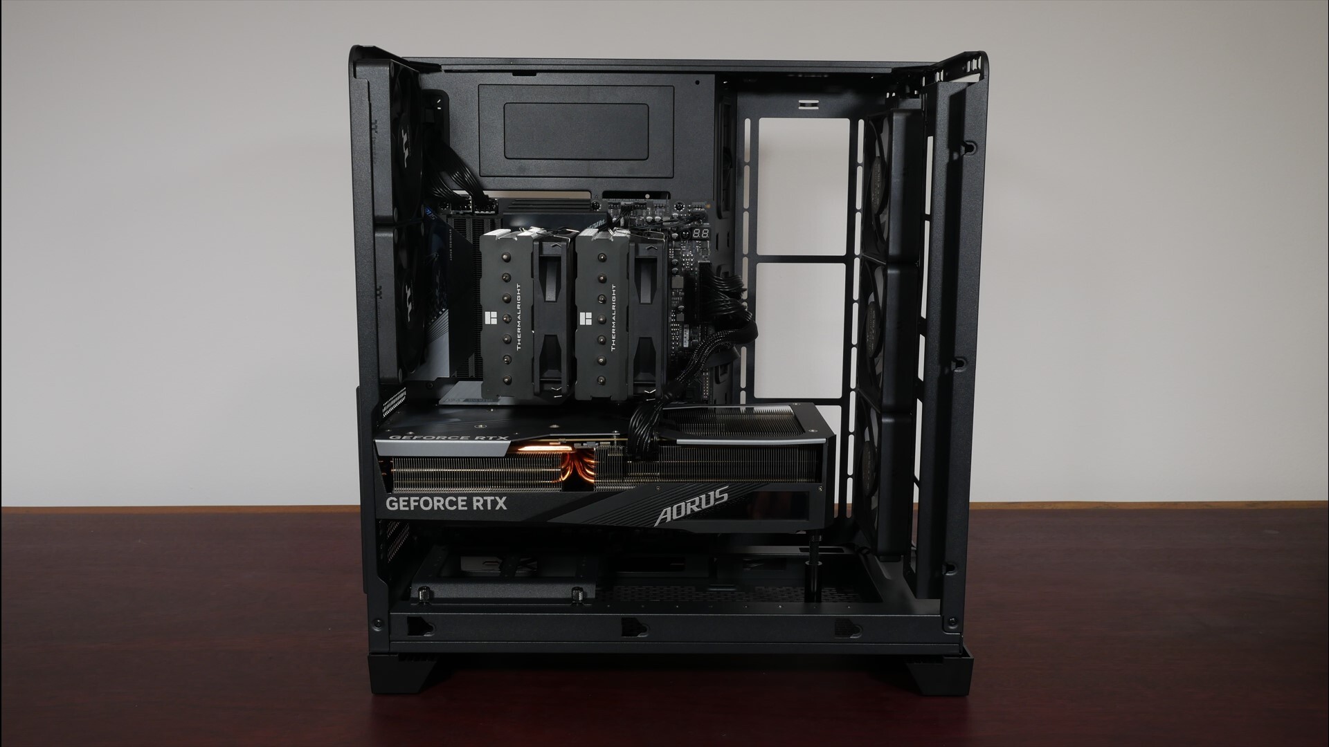 Thermaltake View 390 Air Cable Management (4)