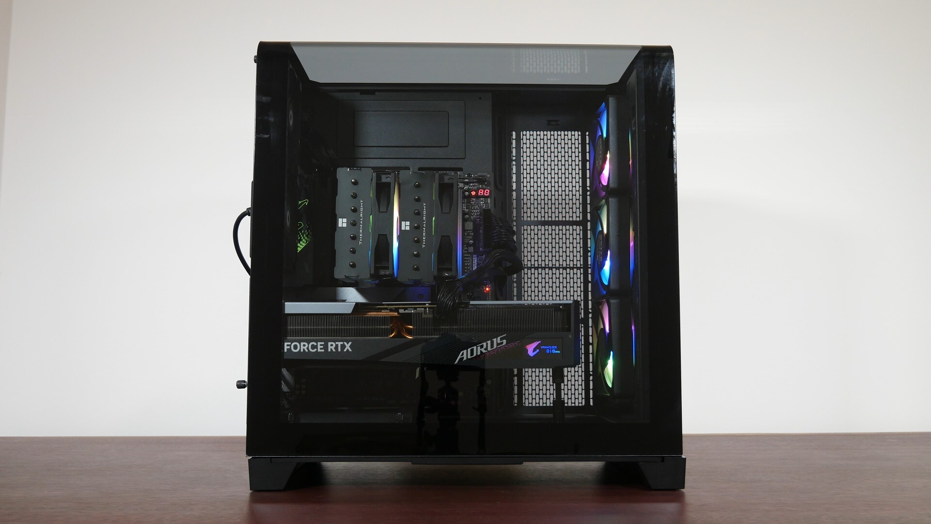 Thermaltake View 390 Air Completed Build Aesthetics (4)