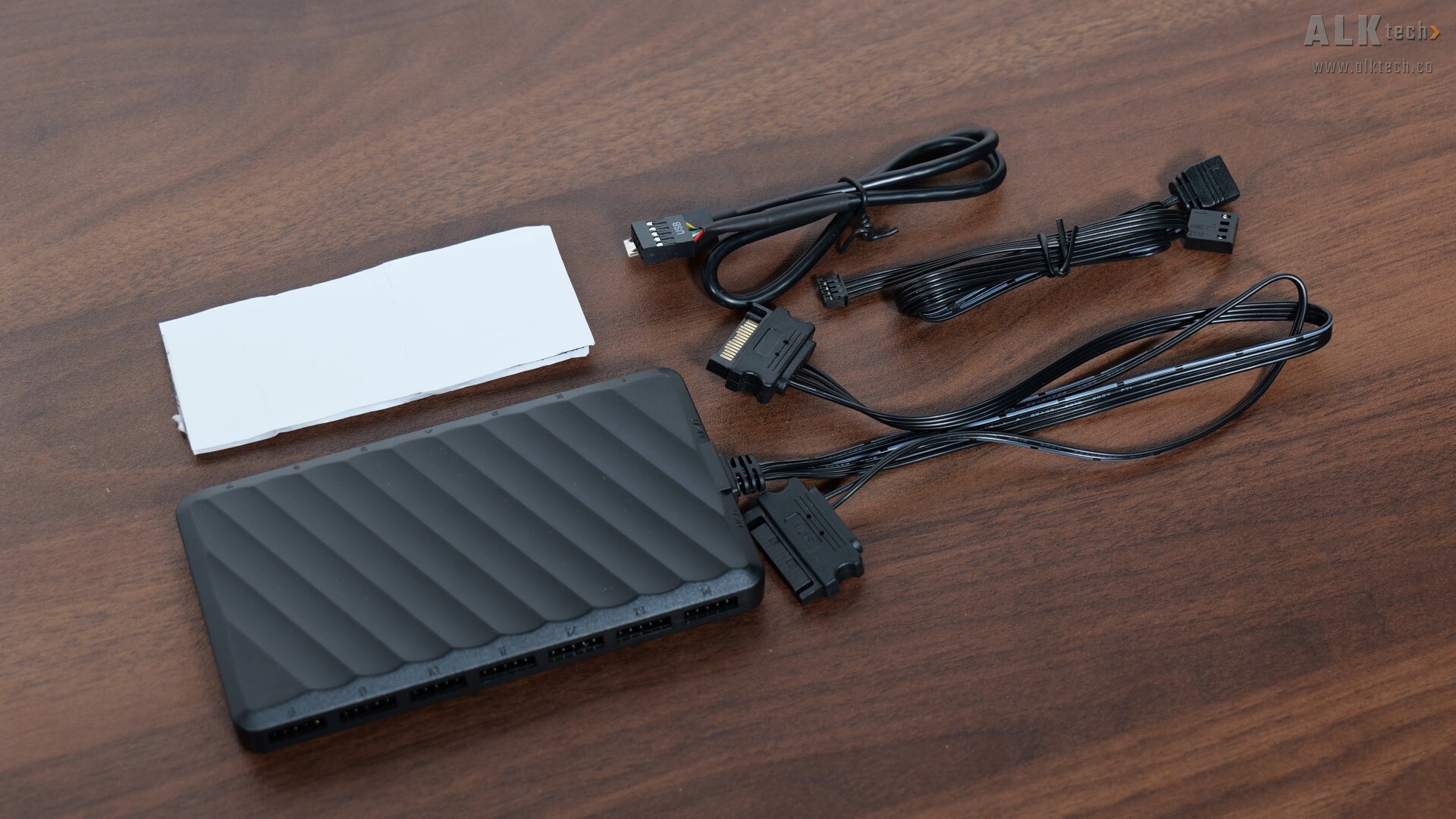 XASTRA ASTRA LZ360 ARGB Accessories (2)