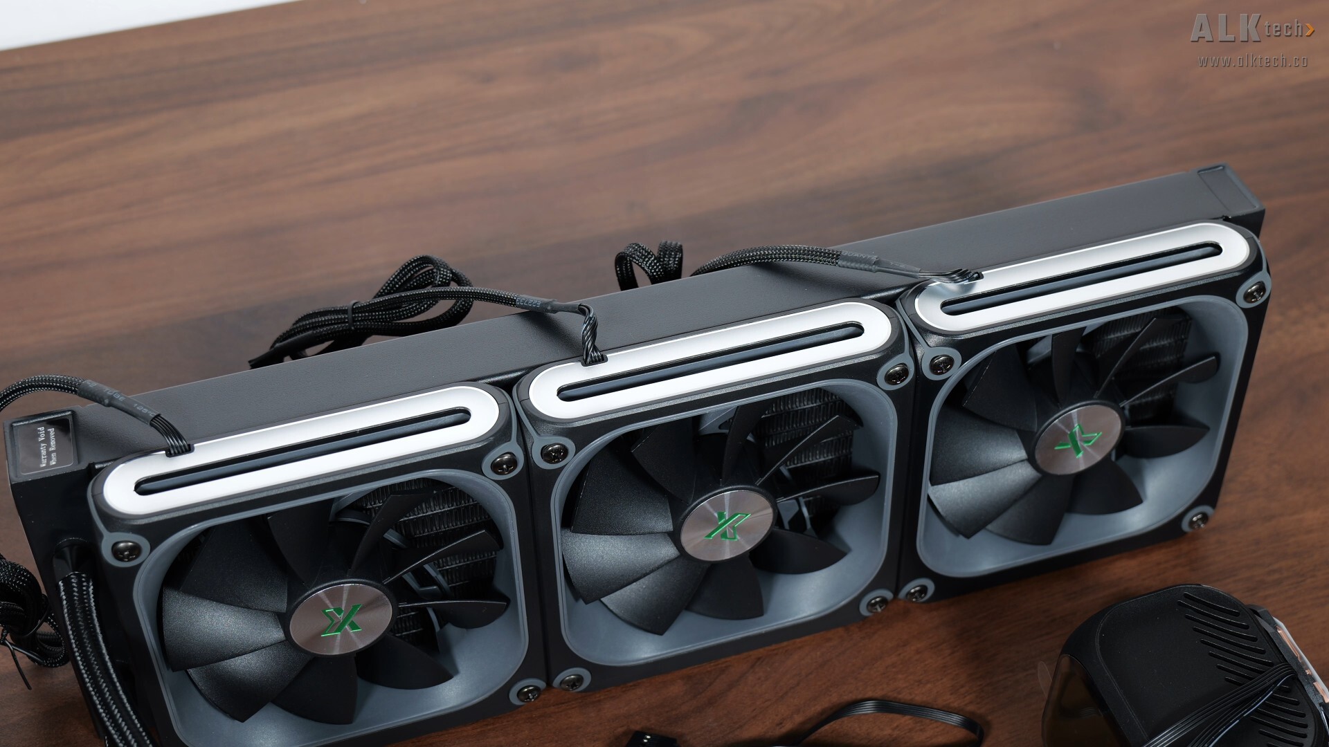 XASTRA ASTRA LZ360 ARGB Fan Aesthetics (1)