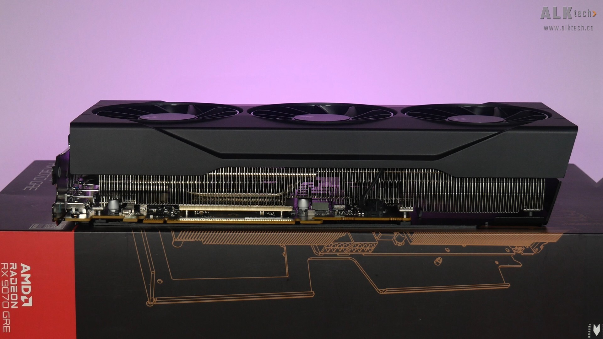 XFX Swift Radeon RX 9070 GRE Triple Fan 12GB GDDR6 Aesthetics (Bottom)