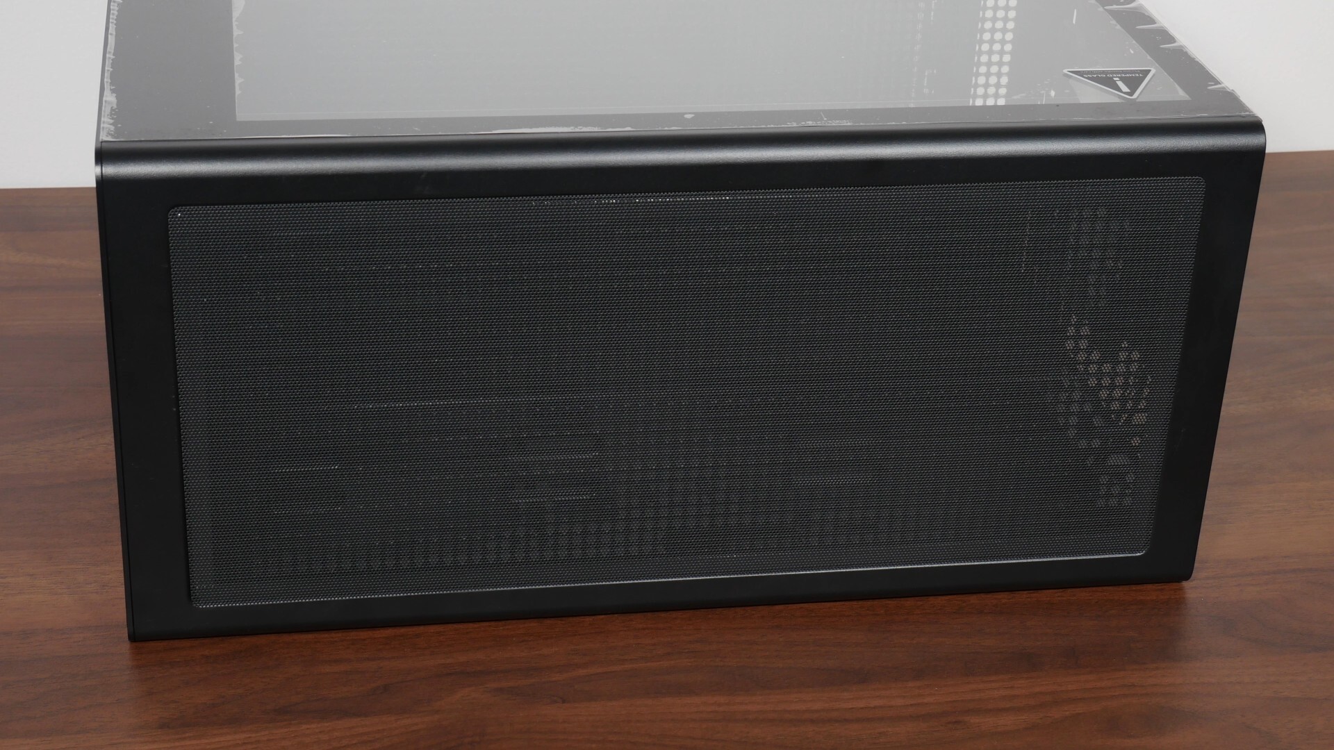 Zalman M5 Aesthetics (Top Panel)