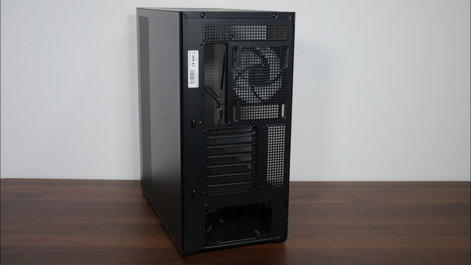 Zalman P40 DS Aesthetics (Rear)