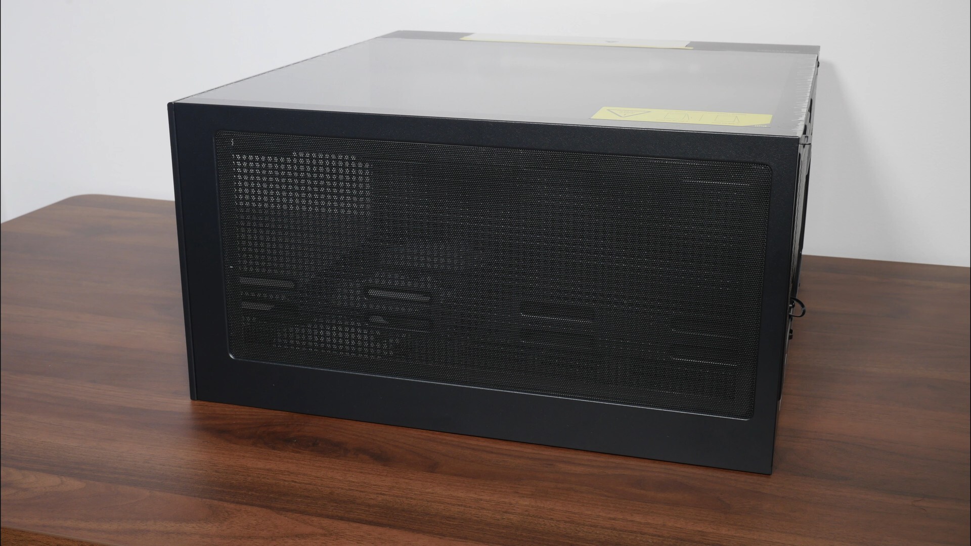 Zalman P40 DS Aesthetics (Top Panel)