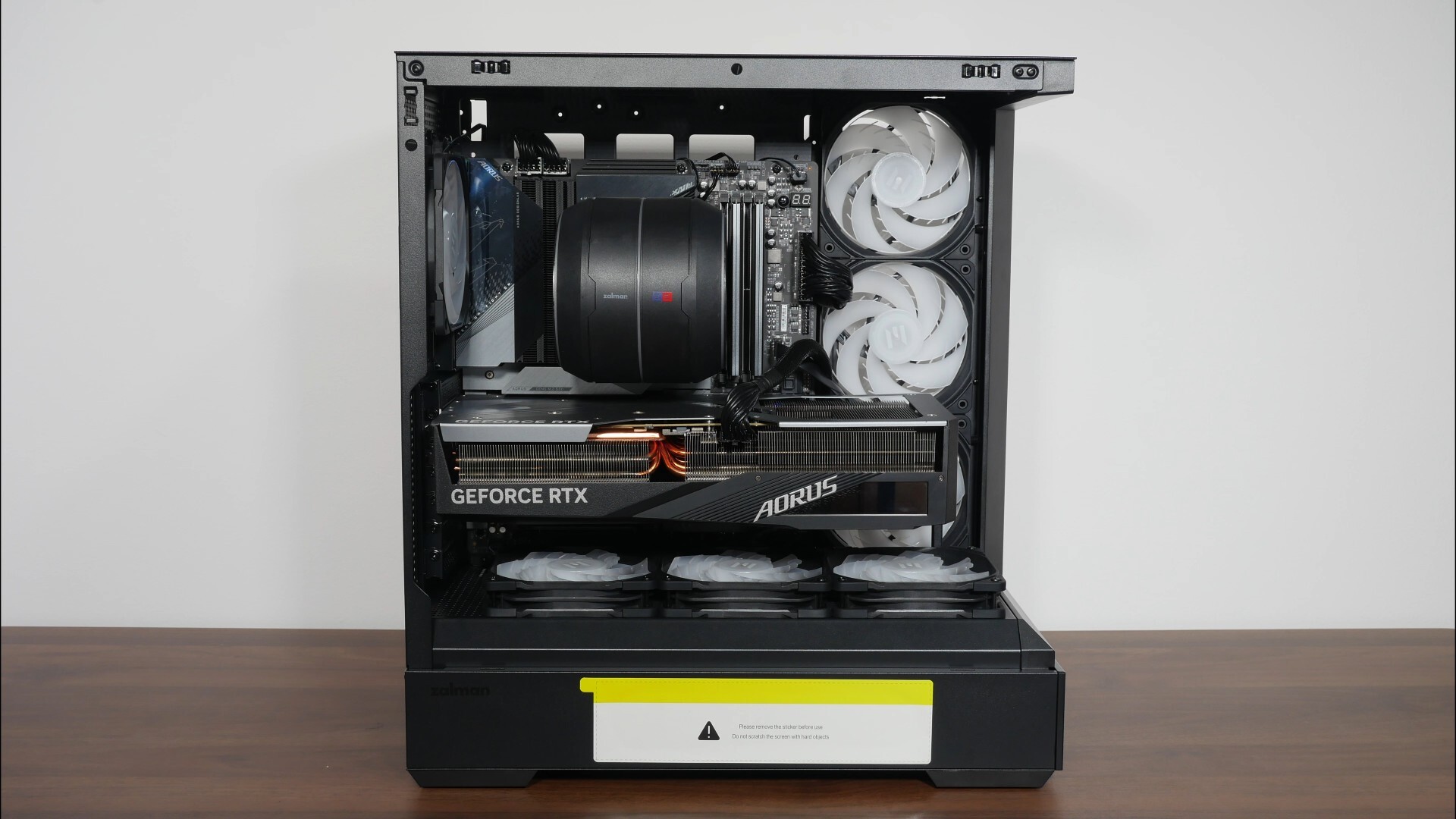 Zalman P40 DS Cable Management (1)