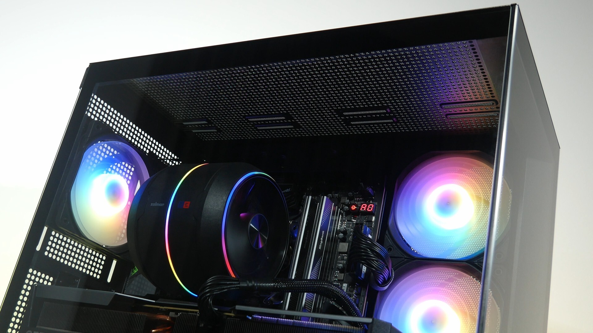 Zalman P40 DS Completed Build Aesthetics (2)