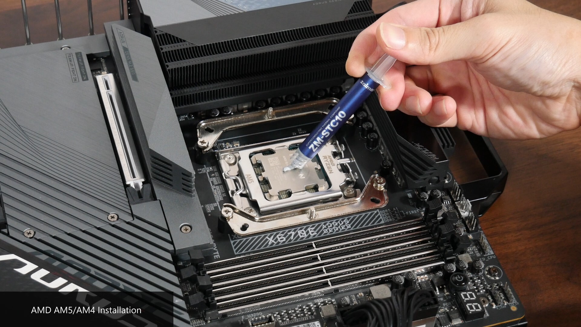 Zalman ZET 5 AMD Installation (2)