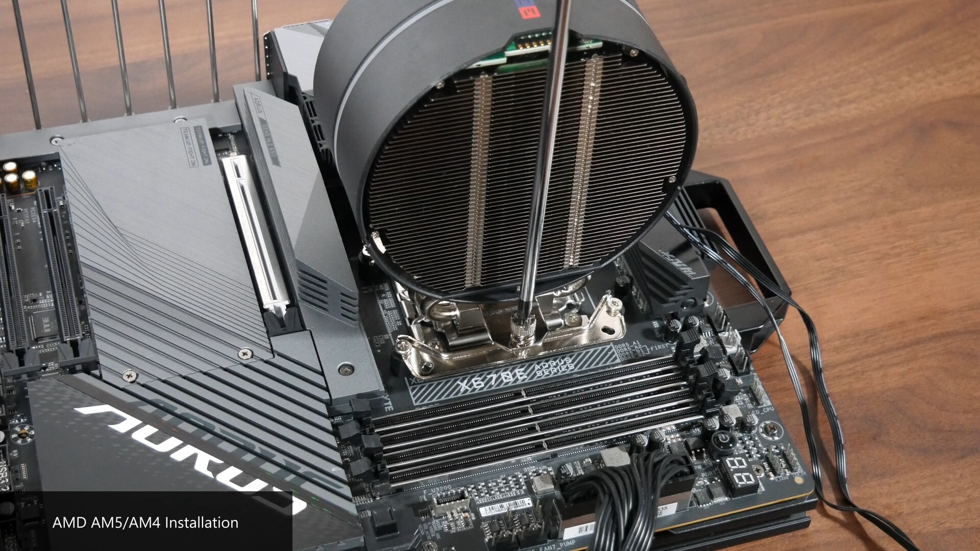 Zalman ZET 5 AMD Installation (3)