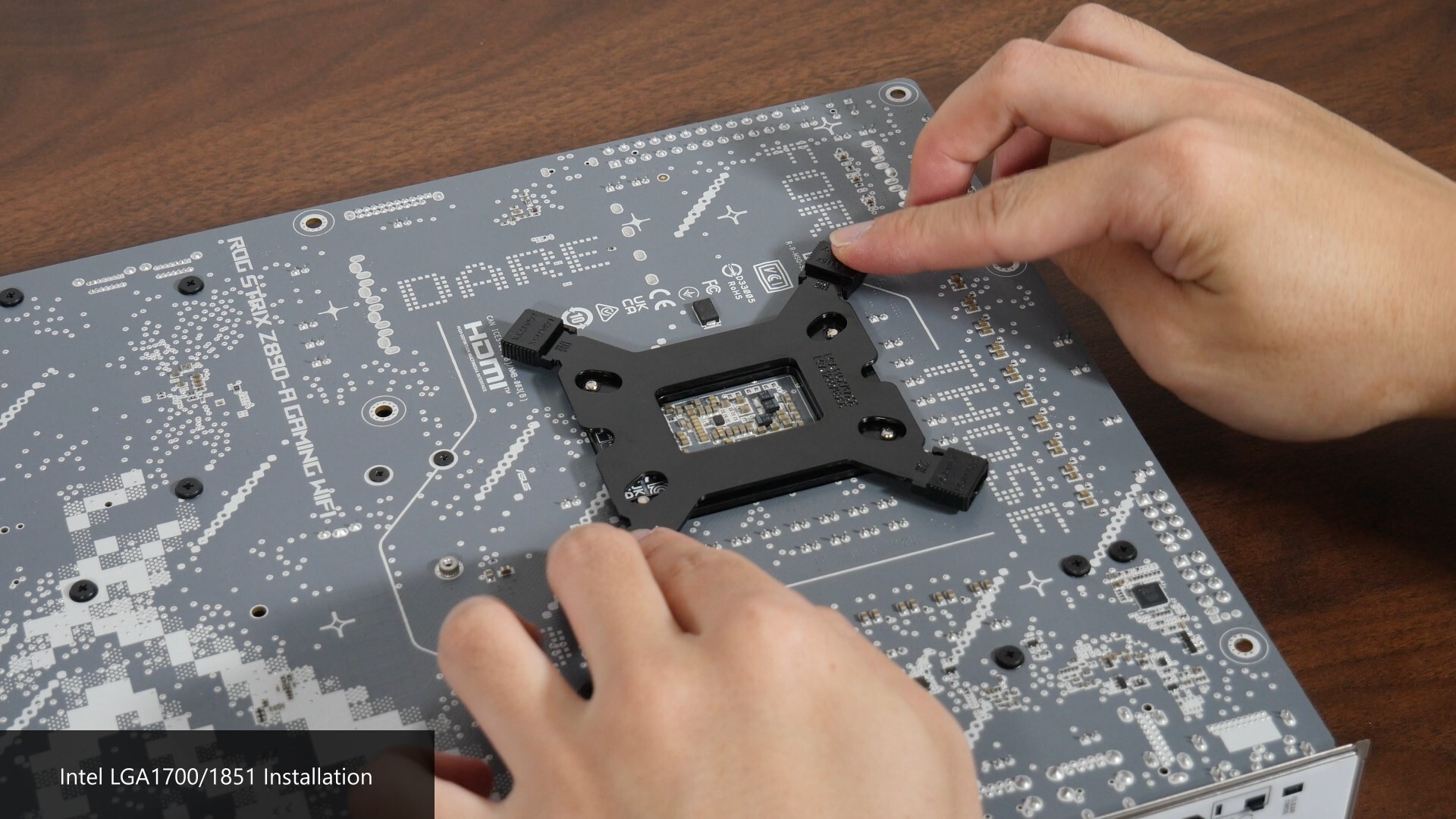 Zalman ZET 5 Intel Installation (1)