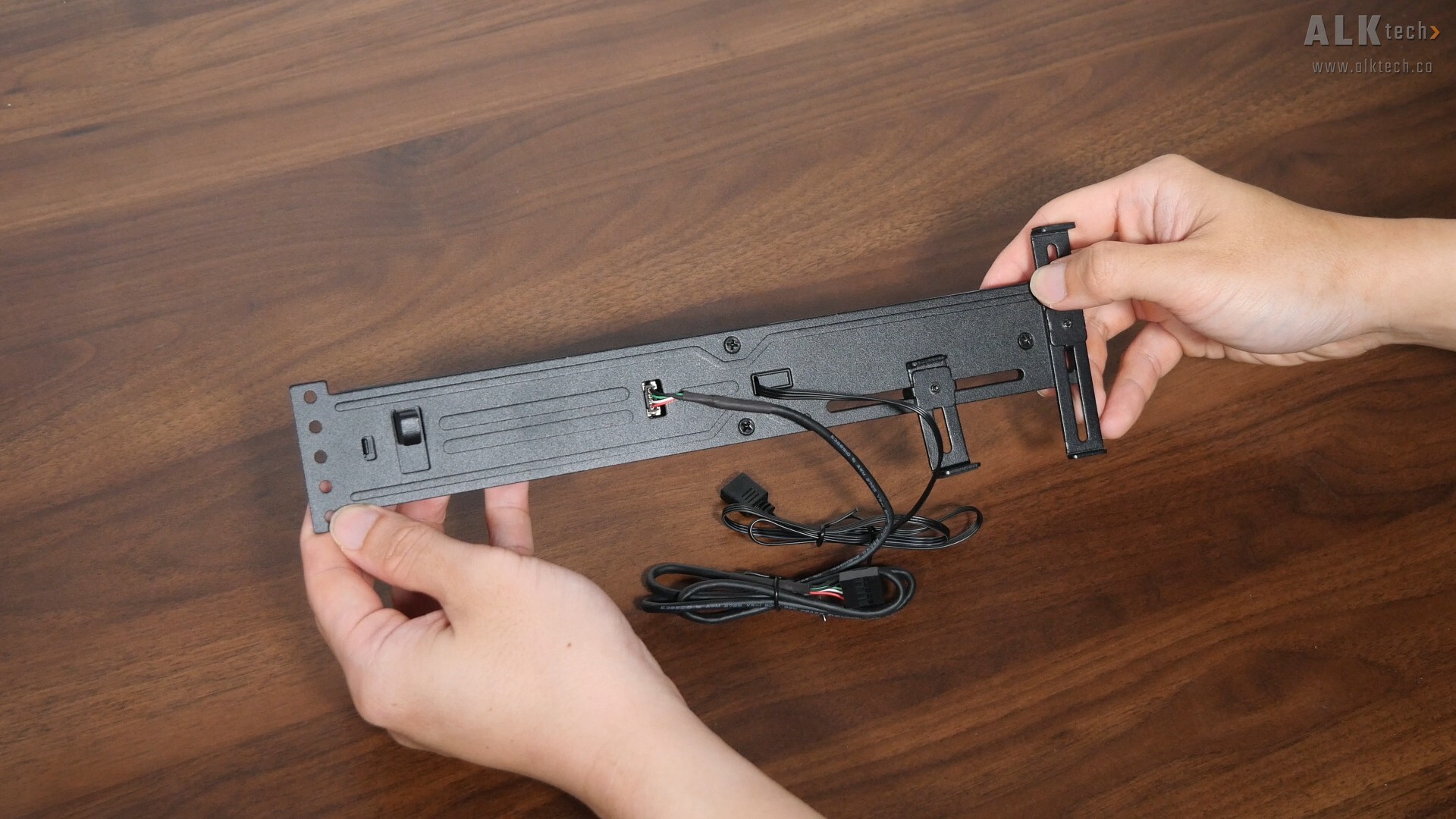 Zalman ZM-VS3 DS Aesthetics (Rear)