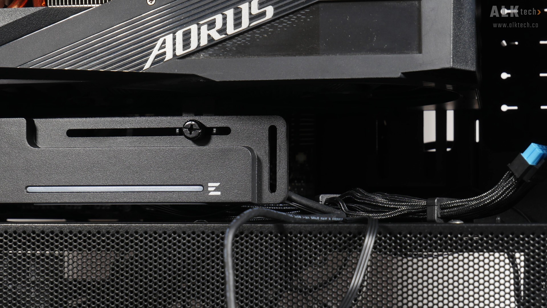 Zalman ZM-VS3 DS Installation (3)