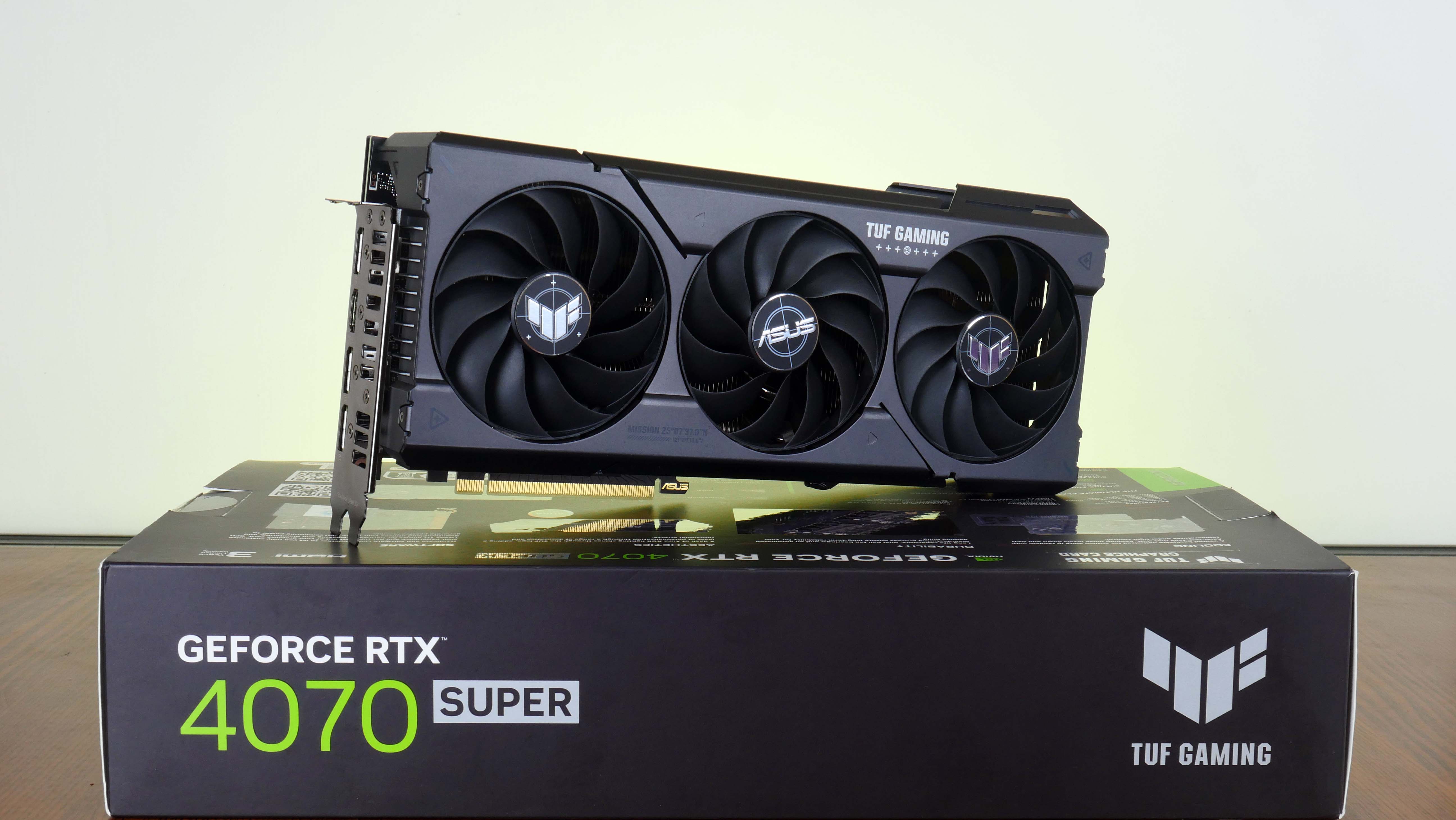 ASUS TUF Gaming GeForce RTX 4070 SUPER 12GB GDDR6X OC Edition