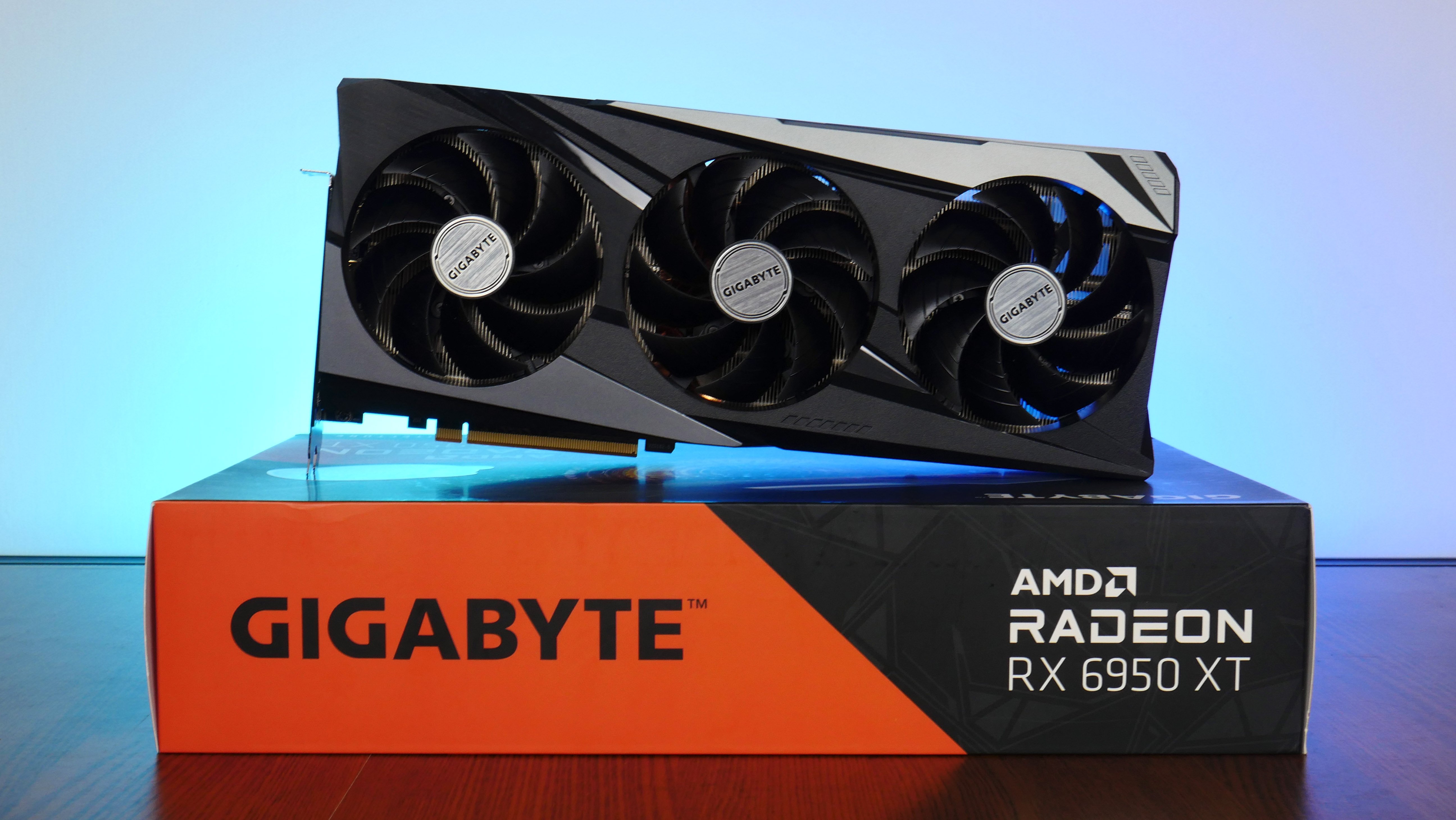 Gigabyte Radeon RX 6950 XT GAMING OC 16G